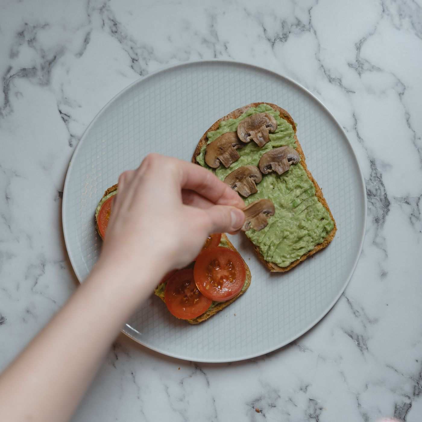 Avocado Toast with Chilli and Lime — photo 1