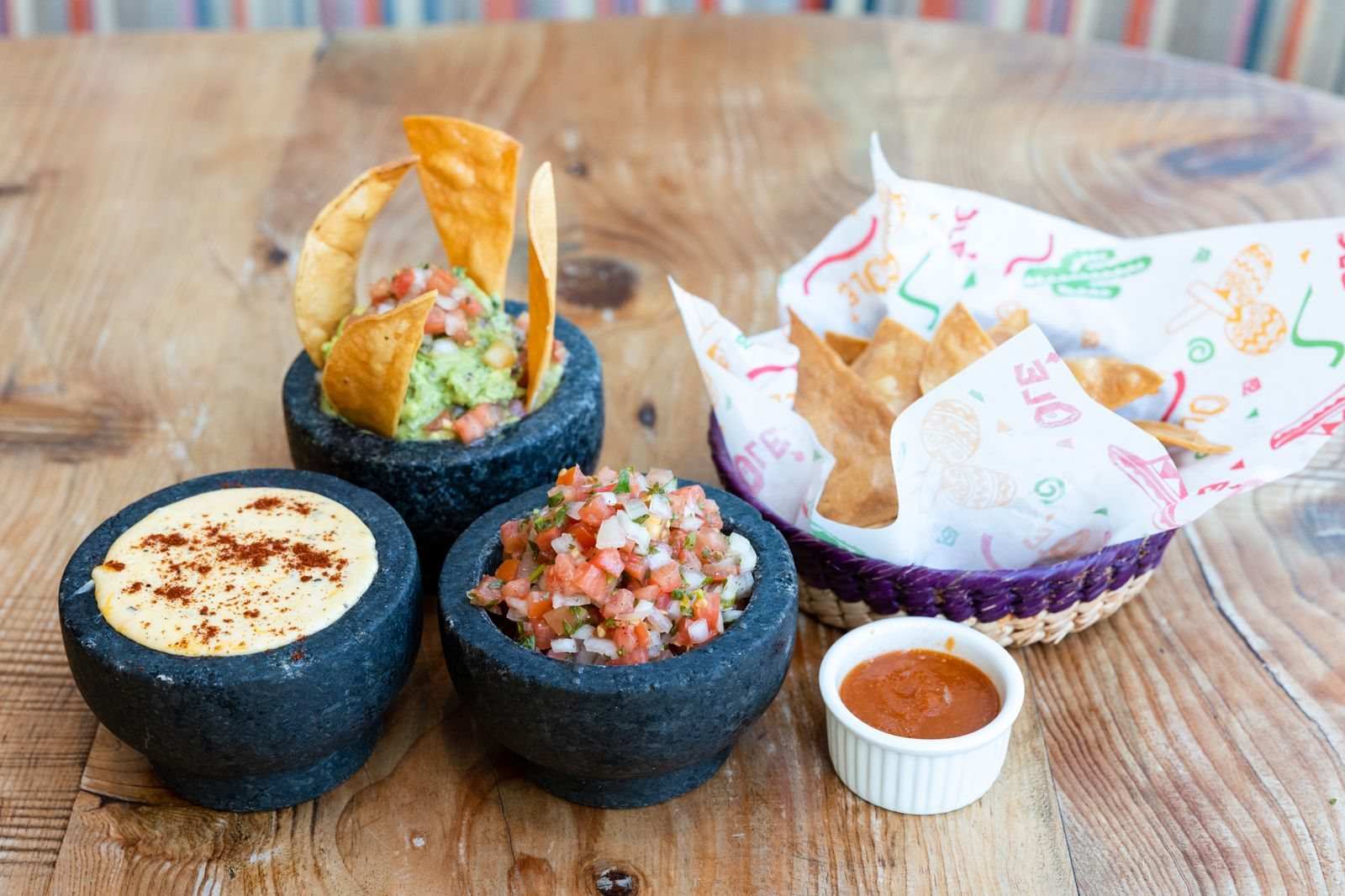 Tortilla Chips with Salsa and Guacamole